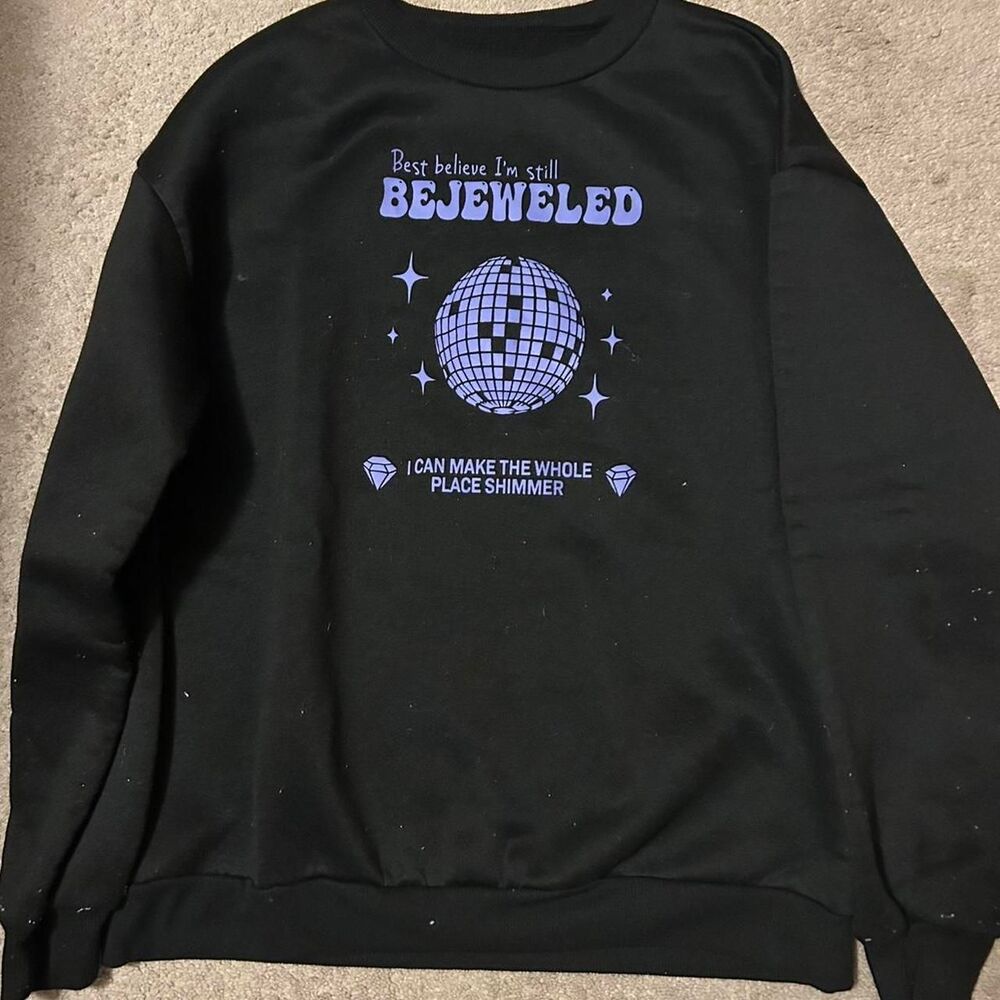 Women's Taylor Swift Inspired Black Sweatshirt